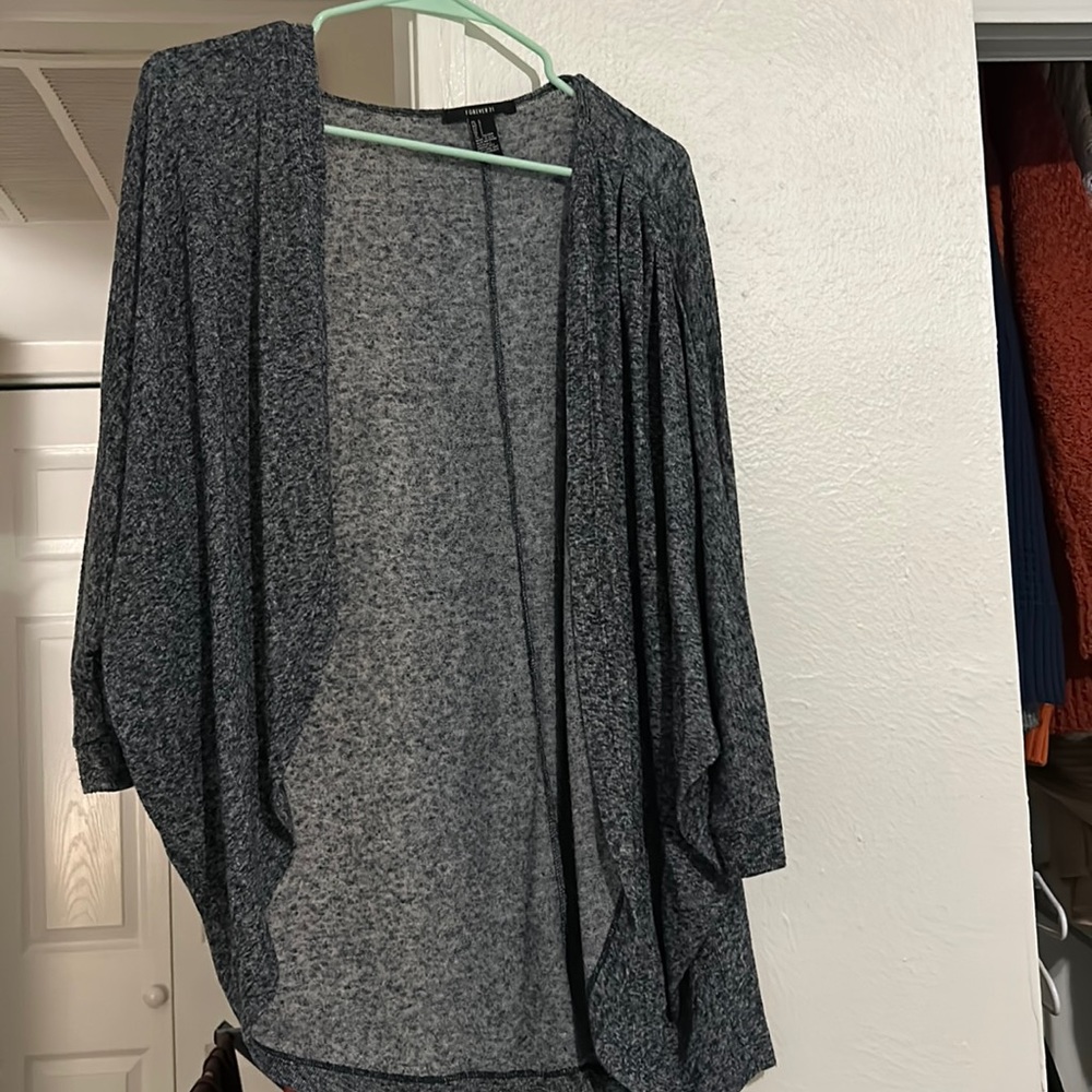 Lightweight Three Quarters Sleeve Cardigan
